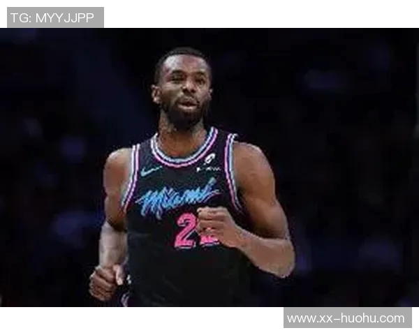 维金斯半场表现出色7投4中三分命中率高达75贡献11分2篮板1助攻2抢断1盖帽