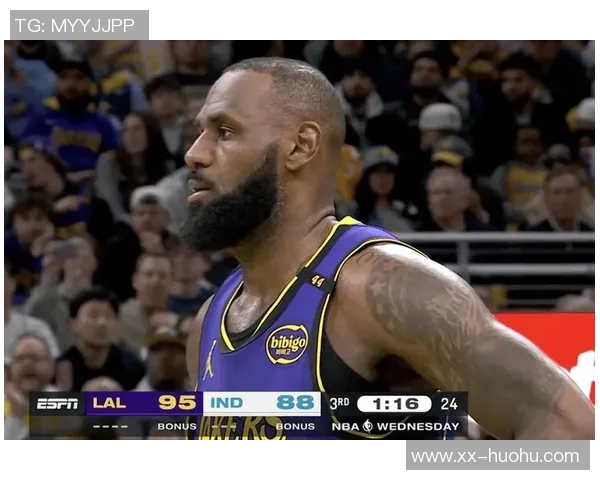 詹姆斯谈NBA球员利用规则造犯规的技巧与策略